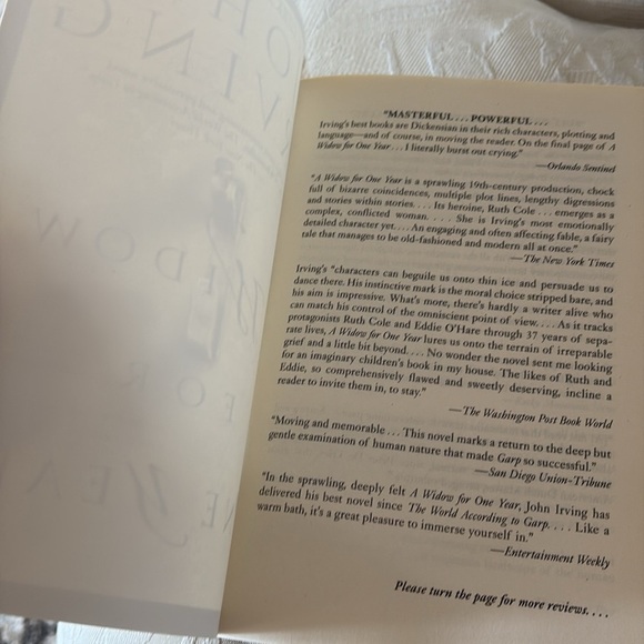 NOVEL A Widow for One Year by John Irving  NEW
New York time best seller - Picture 4 of 7